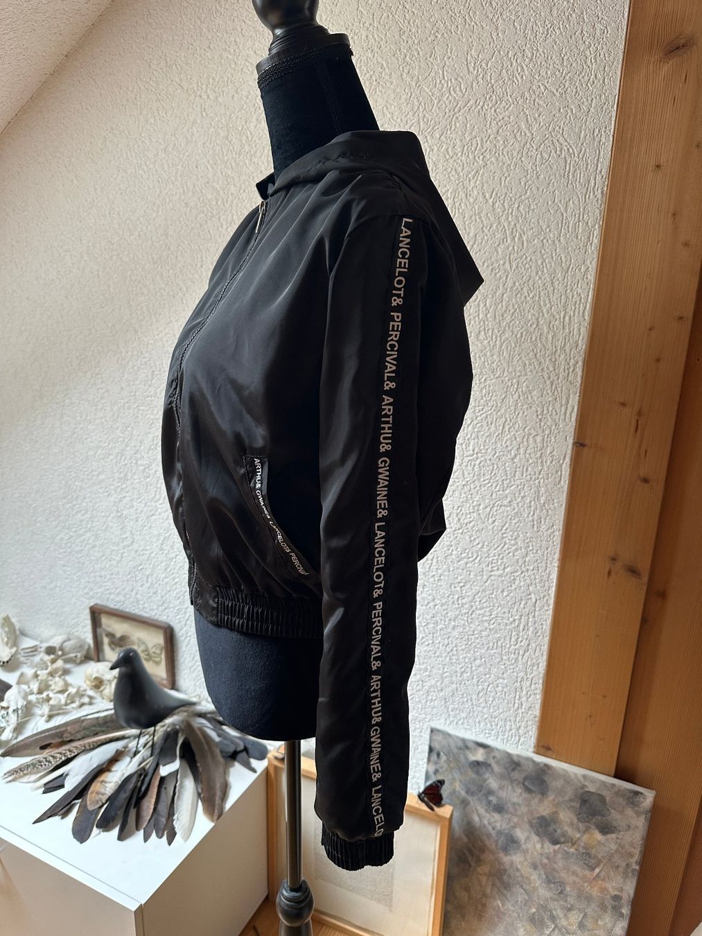 Giacche: Leichte Jacke Windbreaker Trainerjacke S – Nuovo (secondo la descrizione) da Gümmenen venduto da FelizitasHermann 1