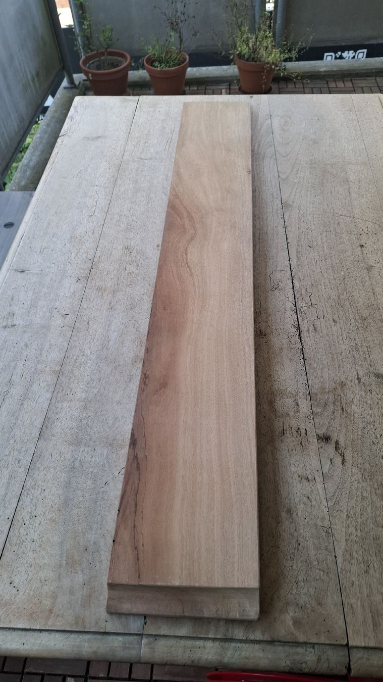 Articoli in legno: Lange Apéroplatte Mahagoni – Usato da Zürich venduto da witike 2