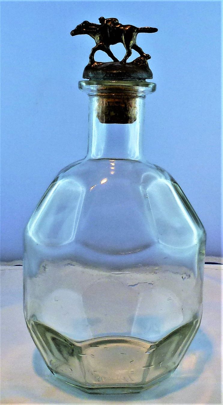 Altro in Stoviglie & Bicchieri: Flasche mit Pferd und Reiter als Kork-Deckel – Usato da Murgenthal venduto da B.StM 4