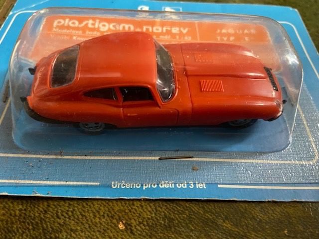NOREV - 24 - Jaguar 2.4L Mark I - Rare - Orange - En boite