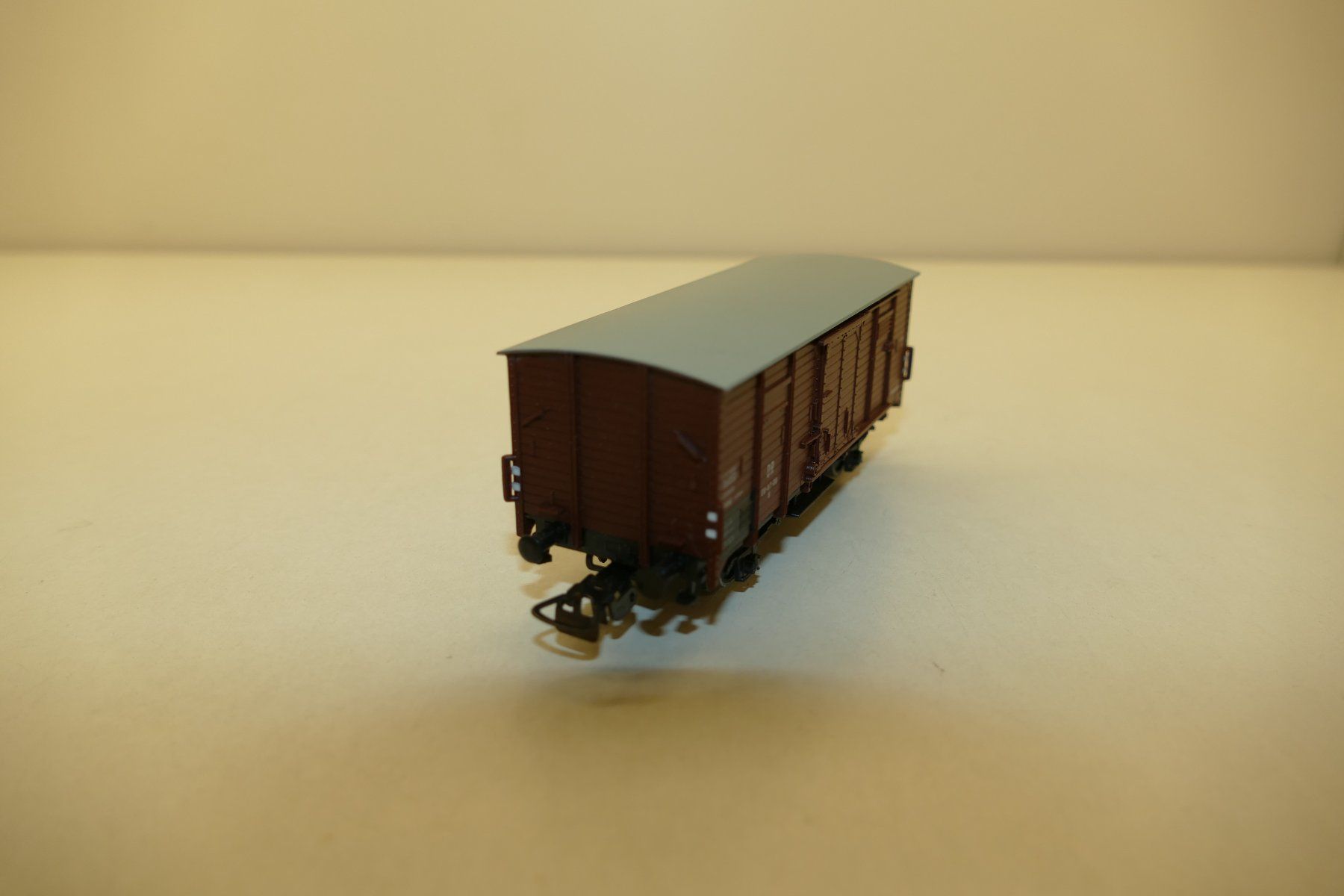 Piko Modellini di ferrovie: Piko H0: DR Güterwagen braun – Nuovo (secondo la descrizione) da Niederhasli venduto da rail-duerst 4