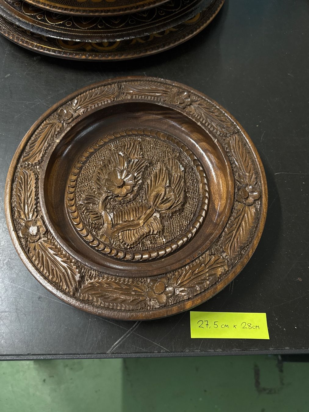 Piatti: 9er Set Holzteller handgeschlitzt, Polnische Tradition – Usato da Pratteln venduto da Cartonsducoeur_bl 3