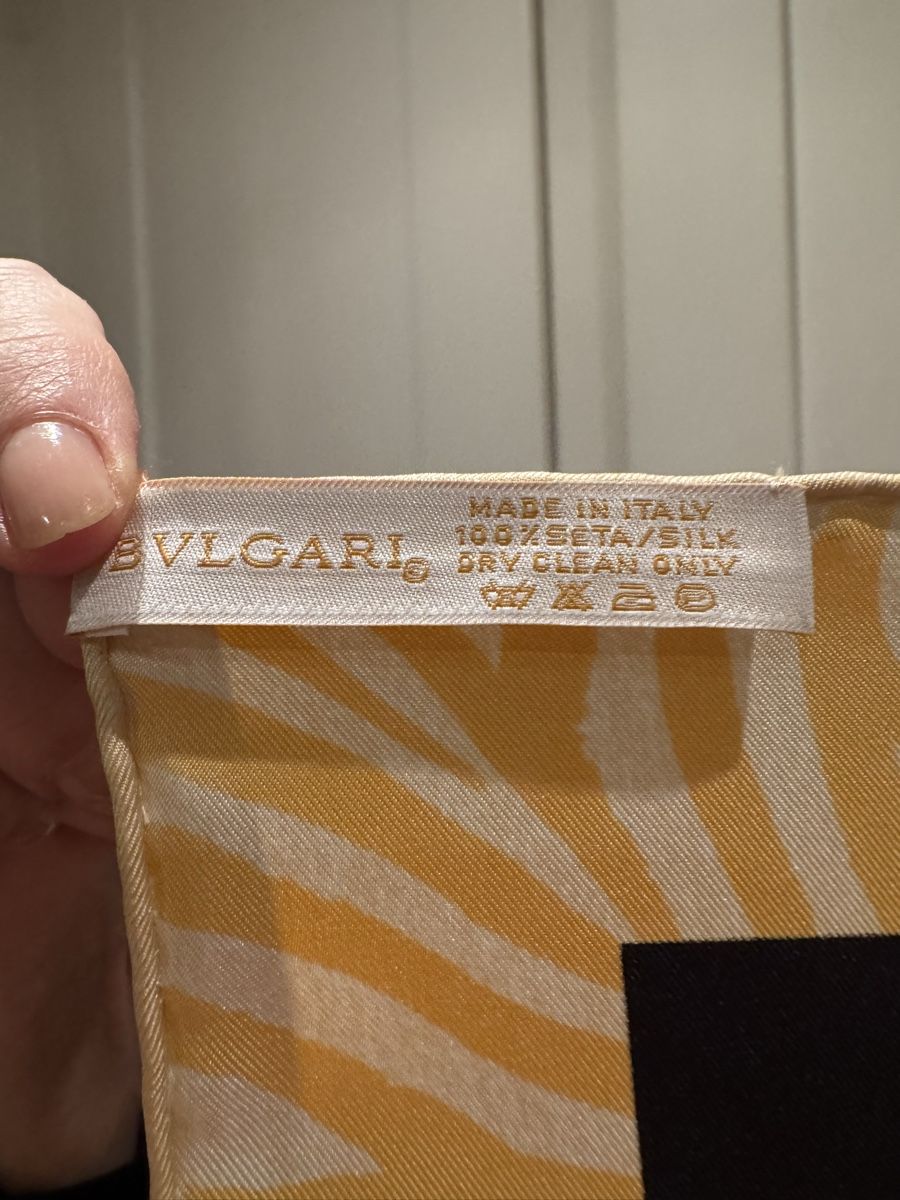 Bulgari Foulard & Sciarpe: BULGARI Foulard | 100% Silk – Nuovo (secondo la descrizione) da Bern venduto da Roynsky 3