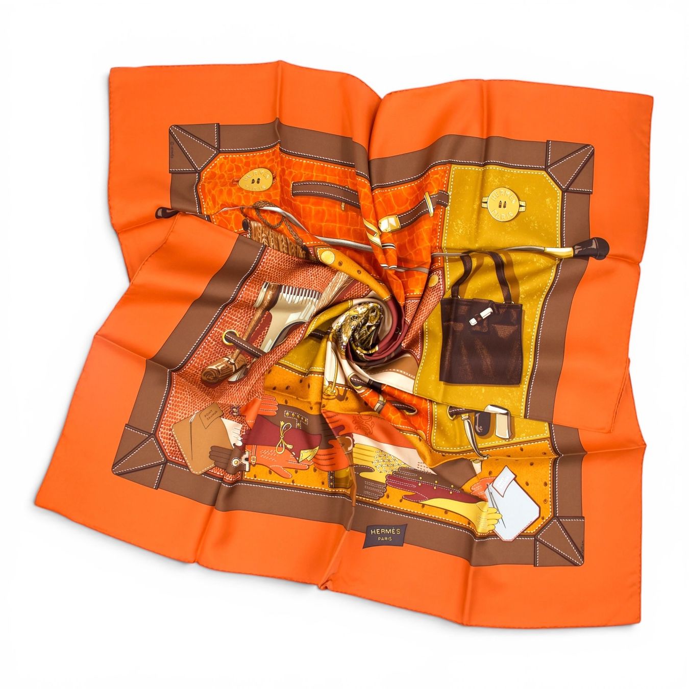 Hermès Foulard & Sciarpe: Hermès Carré "Tout cuir" orange – Usato da Binningen venduto da Designerlabels 5