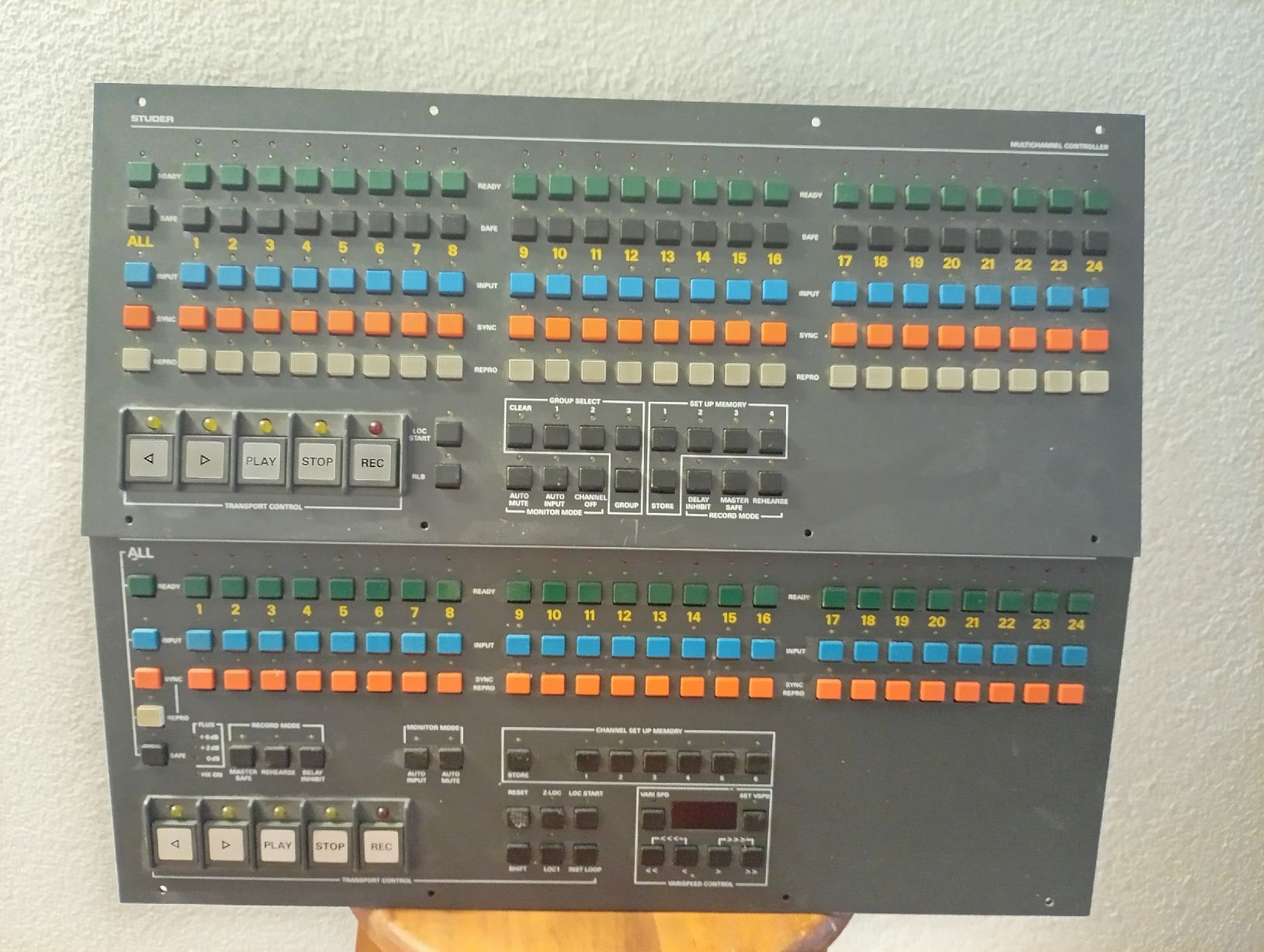 Studer Console di mixaggio: Studer Remote's  – Usato da Wallisellen venduto da kia_xd8l