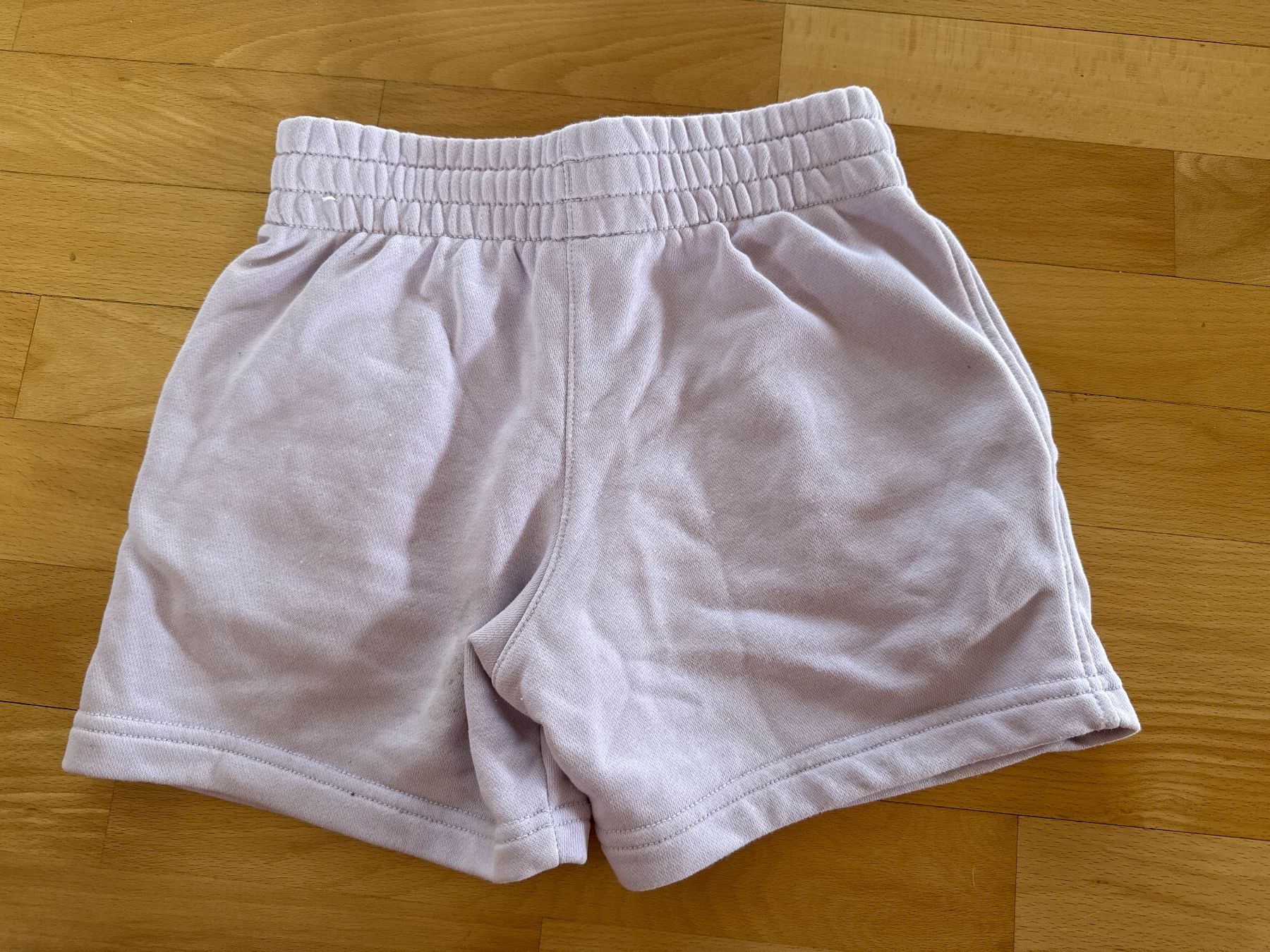 Nike Pantaloni: Kurze Stoffhose – Usato da Schaan venduto da muemelmonster 1