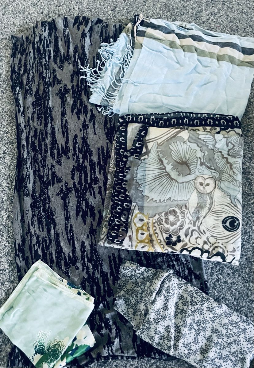 Foulard & Sciarpe: Foulard Set 5 Stck  gemischt ! Neu – Nuovo (secondo la descrizione) da Au ZH venduto da Jaggy4 5