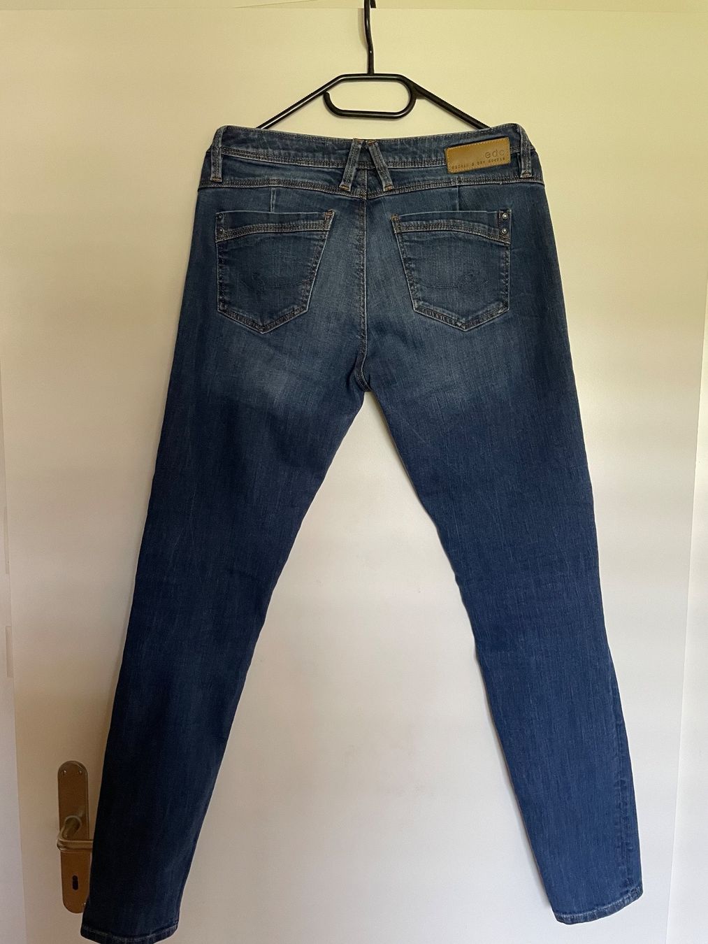 Esprit Jeans: edc skin fit Jeans Damen – Usato da Langnau am Albis venduto da Elli2013 2