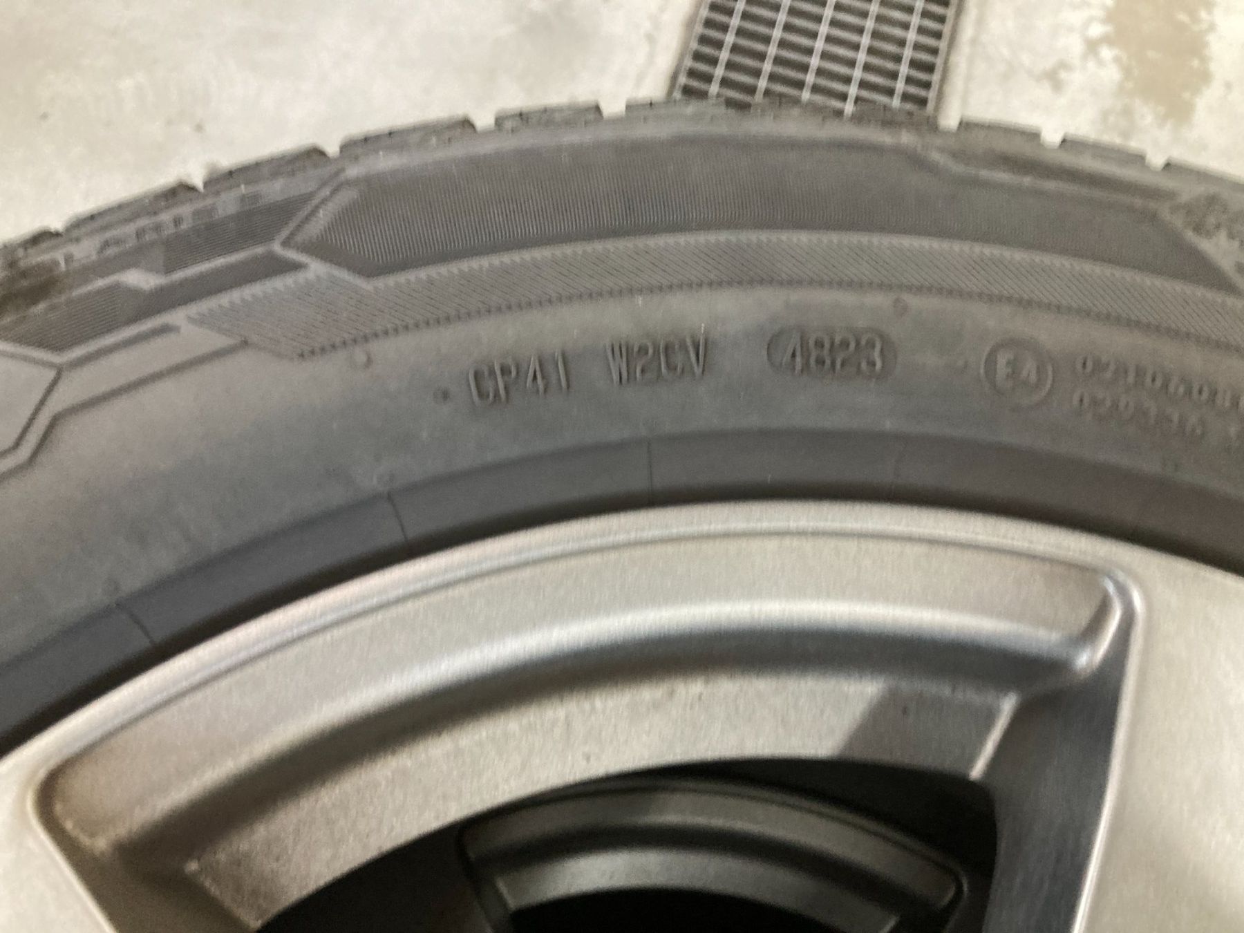 Jeep Pneumatici & Ruote complete: Jeep Compass Winterräder 225/60R17 – Nuovo e nell'imballaggio originale da Cham venduto da WB2223 6