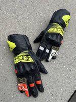 Alpinestars GP Tech V2 Racing Handschuhe