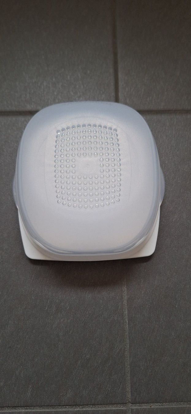 Tupperware Contenitori & Simili: Tupperware, mini CheeSmart – Nuovo e nell'imballaggio originale da Lussery-Villars venduto da pousinete02