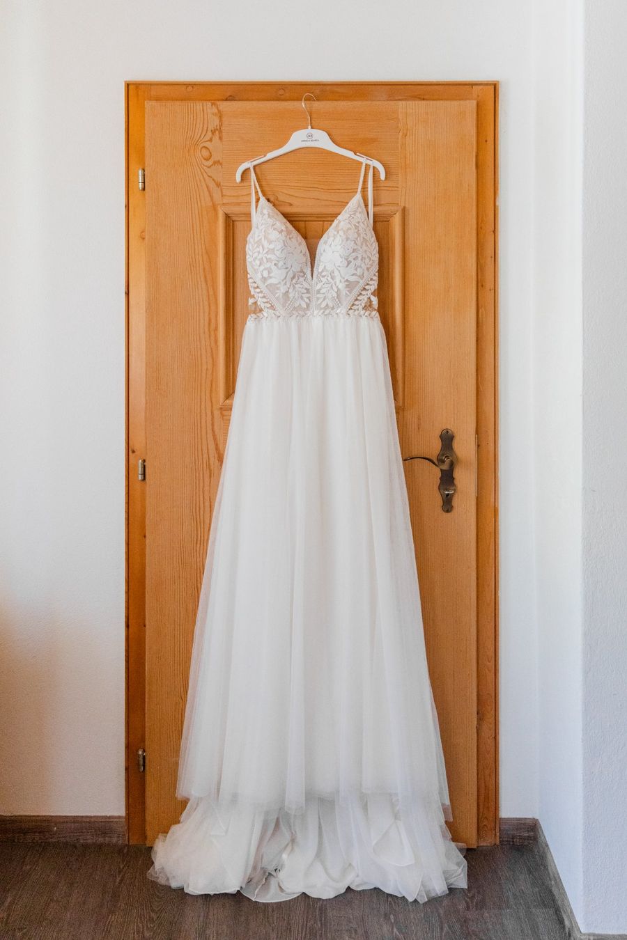 Robes: Secondhand Brautkleid Modeca "Tabby", Grösse 36-38 – D'occasion à Brunnen par Herzig-Brautmode 2