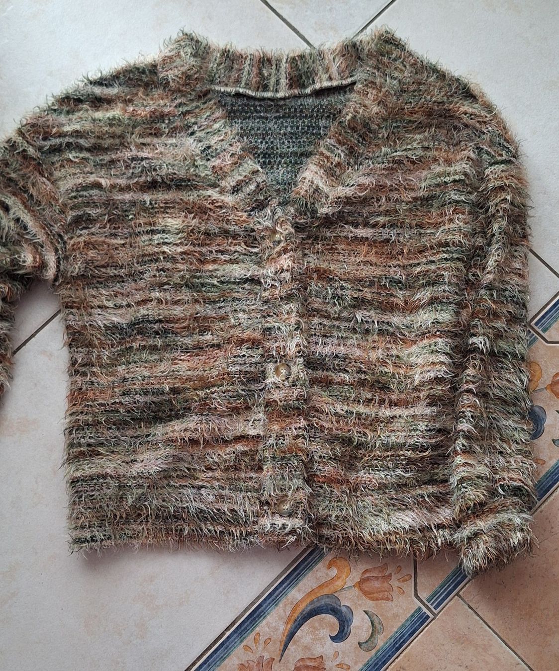 Maglioni & Felpe: Cardigan beige chiné M – Usato da St-Triphon venduto da Jldr0 3
