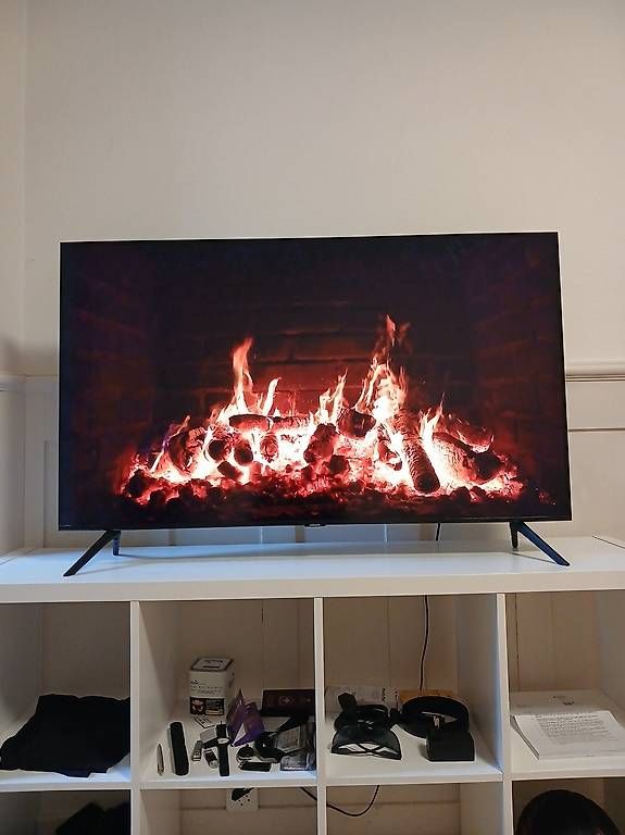 Televisori: 50" Samsung TV – Usato da Zürich venduto da Ymer97