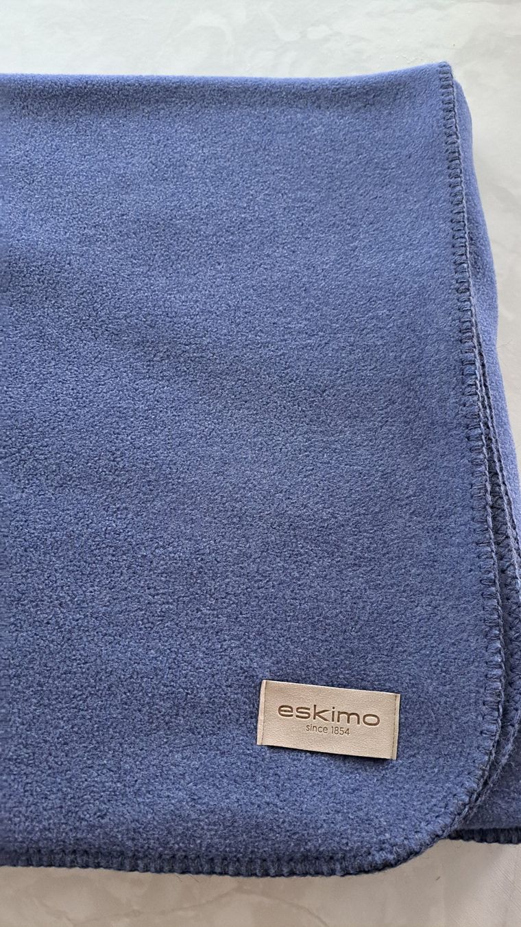 Coperte: Eskimo Edelvelours Decke / ungebraucht – Nuovo e nell'imballaggio originale da Elgg venduto da Semmerli 1