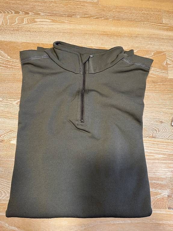 Pulls & Sweat-shirts: 2x Schweizer Militär Quarter Zip Pullover – D'occasion à Meilen par DavideL02