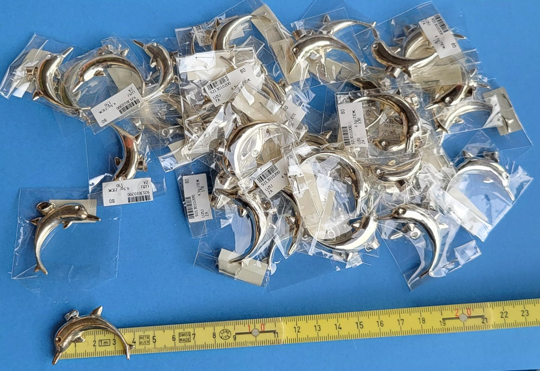 Anhänger: Silberanhänger Delfin 40 Stück a 4.5 gr – Neu und originalverpackt aus Thun von harry999
