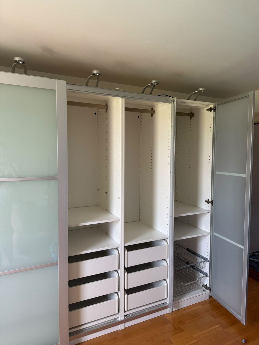 Ikea Schränke: PAX Kleiderschrank von Ikea – Gebraucht aus Saland von fam_5rn7 6