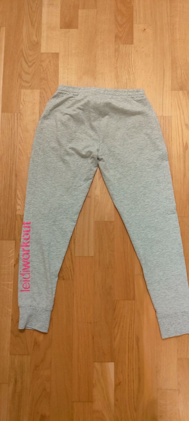 Pantalons: Damen jogging Hose XS – D'occasion à Muri AG par Mupuputs 3
