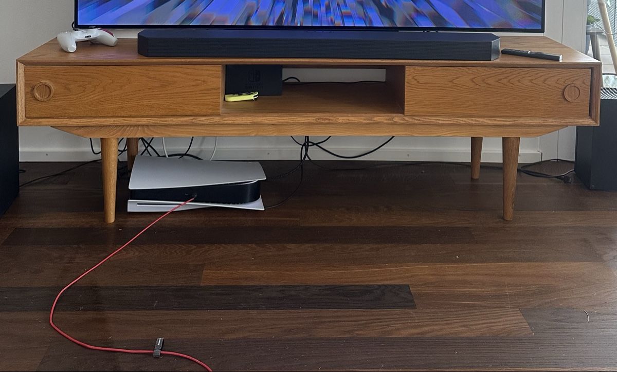 Mobili TV: Tv Möbel  – Usato da Zürich venduto da ConnyLee