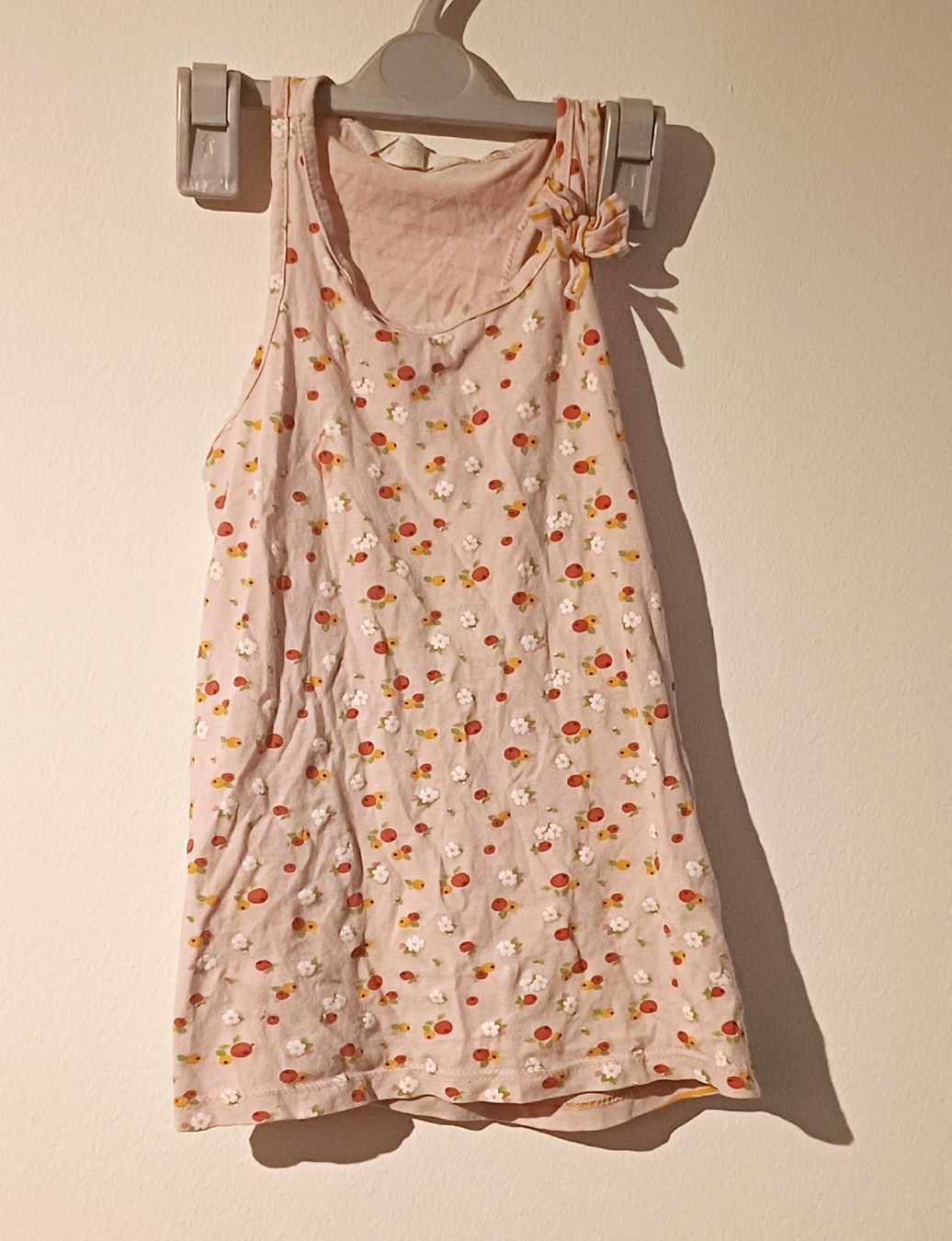 H&M Camicette, T-shirt & Top: Oberteil Grösse 122 von H&M – Usato da Schönenwerd venduto da pomodor