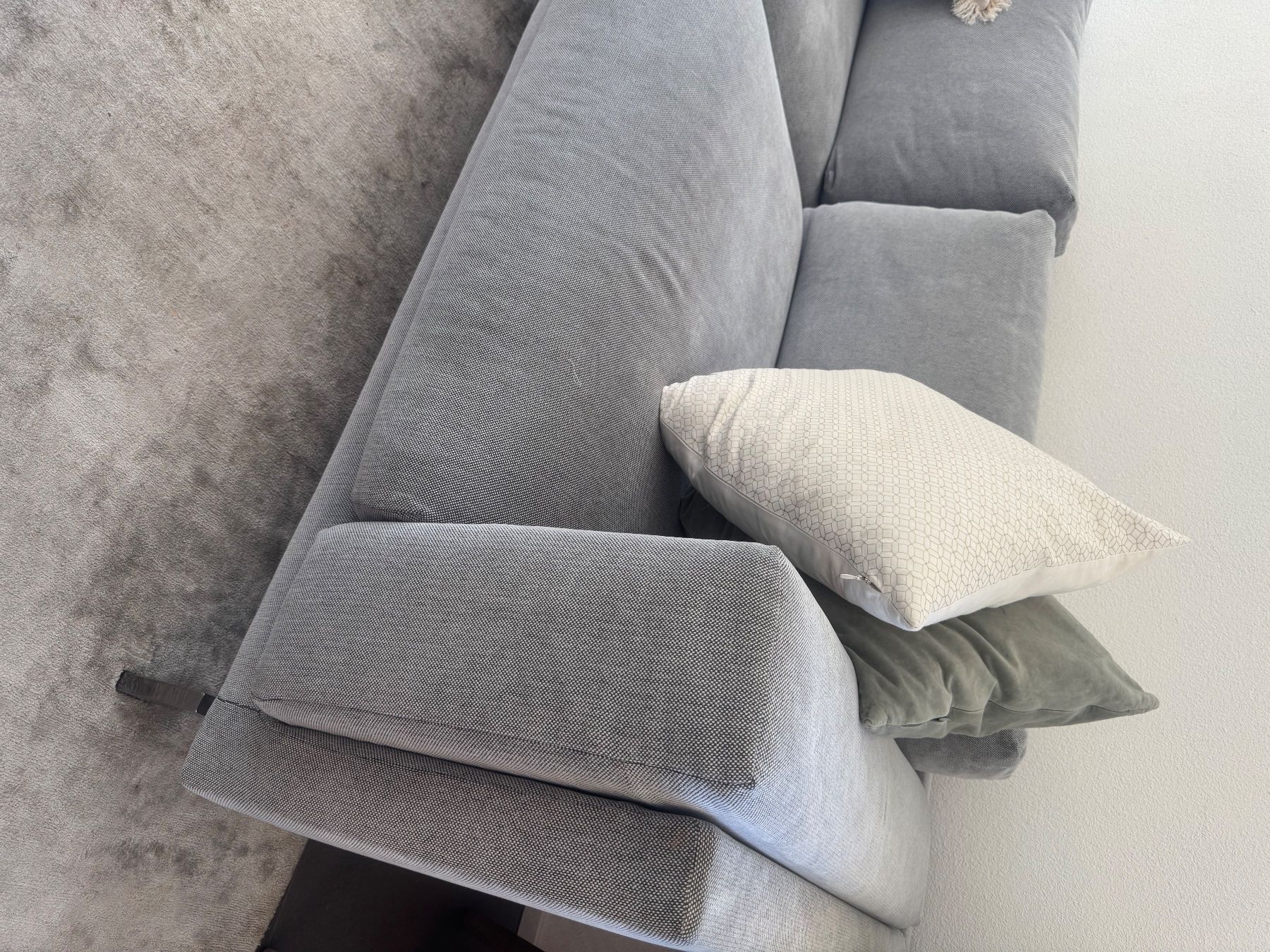 Ikea Sofas: Memory foam Sofa Ikea – D'occasion à Aesch (ZH) par Jen_mf 1
