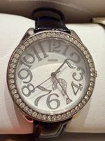 Montre Guess Femme avec Brillants et Bracelets Suppl.