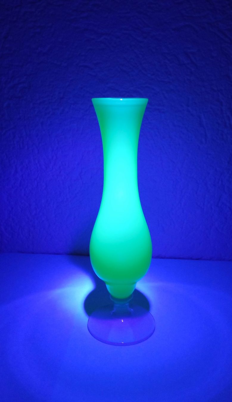 Vasi & Recipienti: Vintage Uranglas Vase – Usato da Bévilard venduto da Orscha