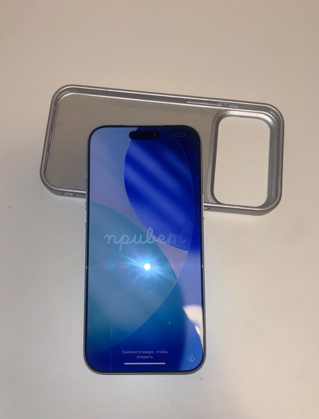 Apple Telefoni cellulari / Smartphones: Apple Iphone 17 Pro Max mit Schutzhülle – Usato da chur venduto da nil_f2bh