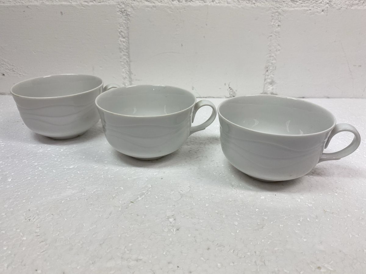 Tassen: 3x Tassen Weiss Goebel design – Gebraucht aus sursee von trilli-tralli 8