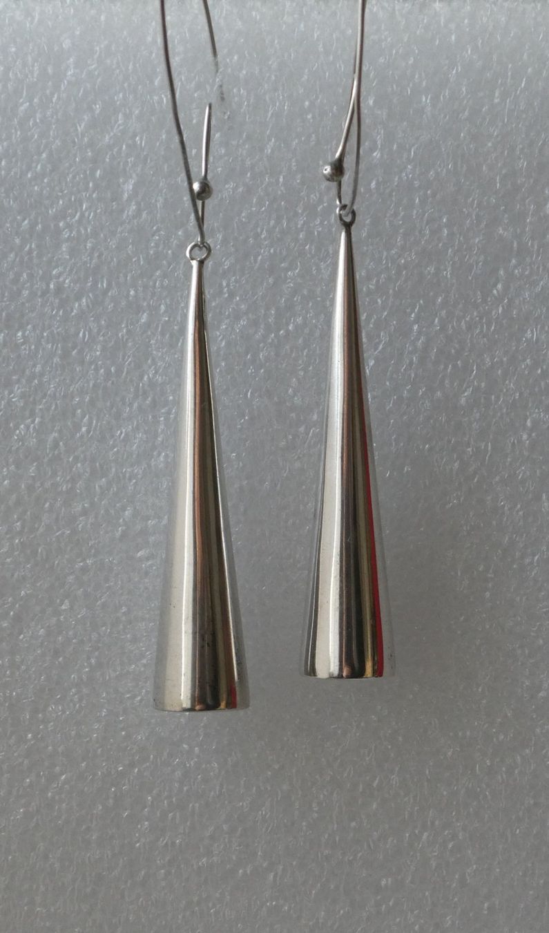 Ohrringe & -stecker: Ohrhänger Ohrringe 925 Silber Kegel – Gebraucht aus Frauenfeld von dhour 1