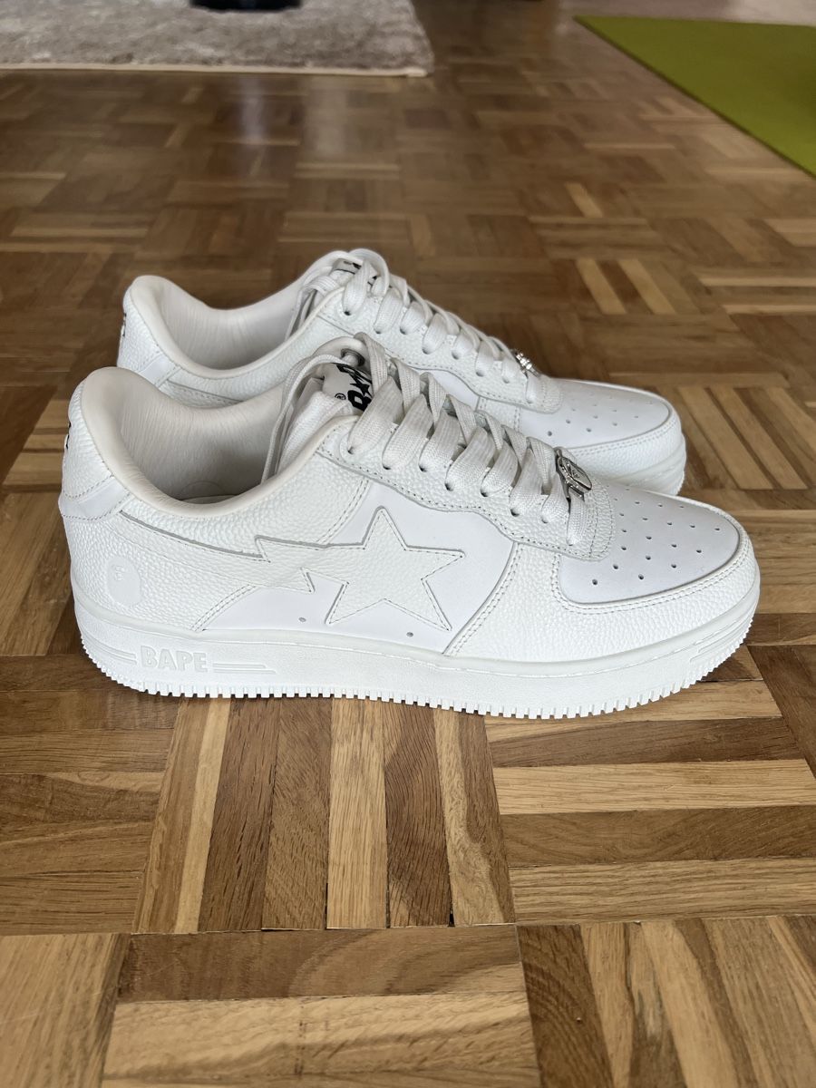 Bape Scarpe da uomo: A Bathing Ape BAPE Sta Triple Weiss Gr. 42 – Nuovo (secondo la descrizione) da Zug venduto da Ratna