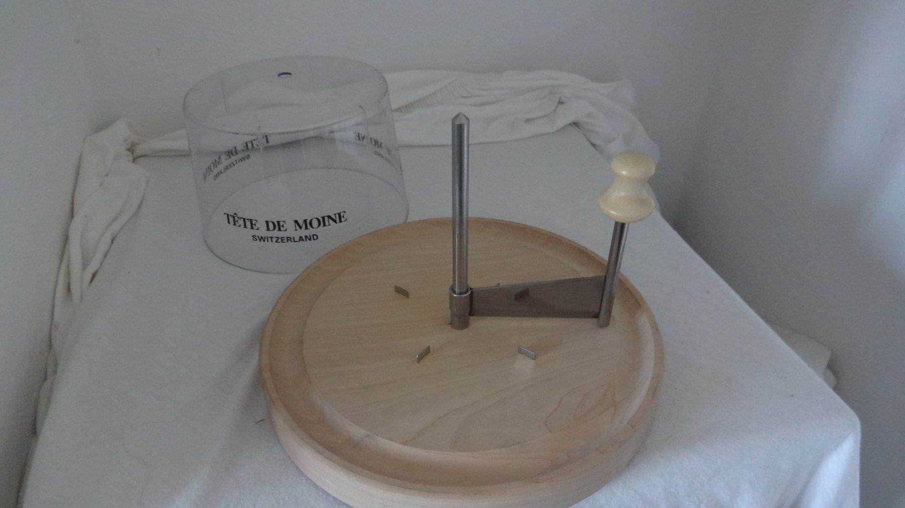 Elettrodomestici da cucina: Girolle Tete de Moine – Usato da Fisibach venduto da goldfasan52 1