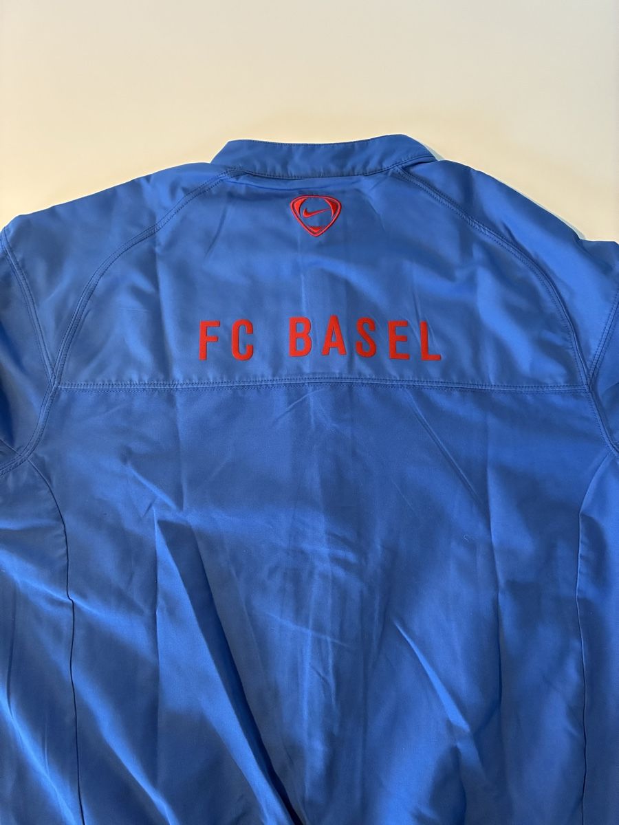 Nike Lotti di vestiti: Fanpaket FC Basel – Usato da Altnau venduto da kurvenmuehle 2
