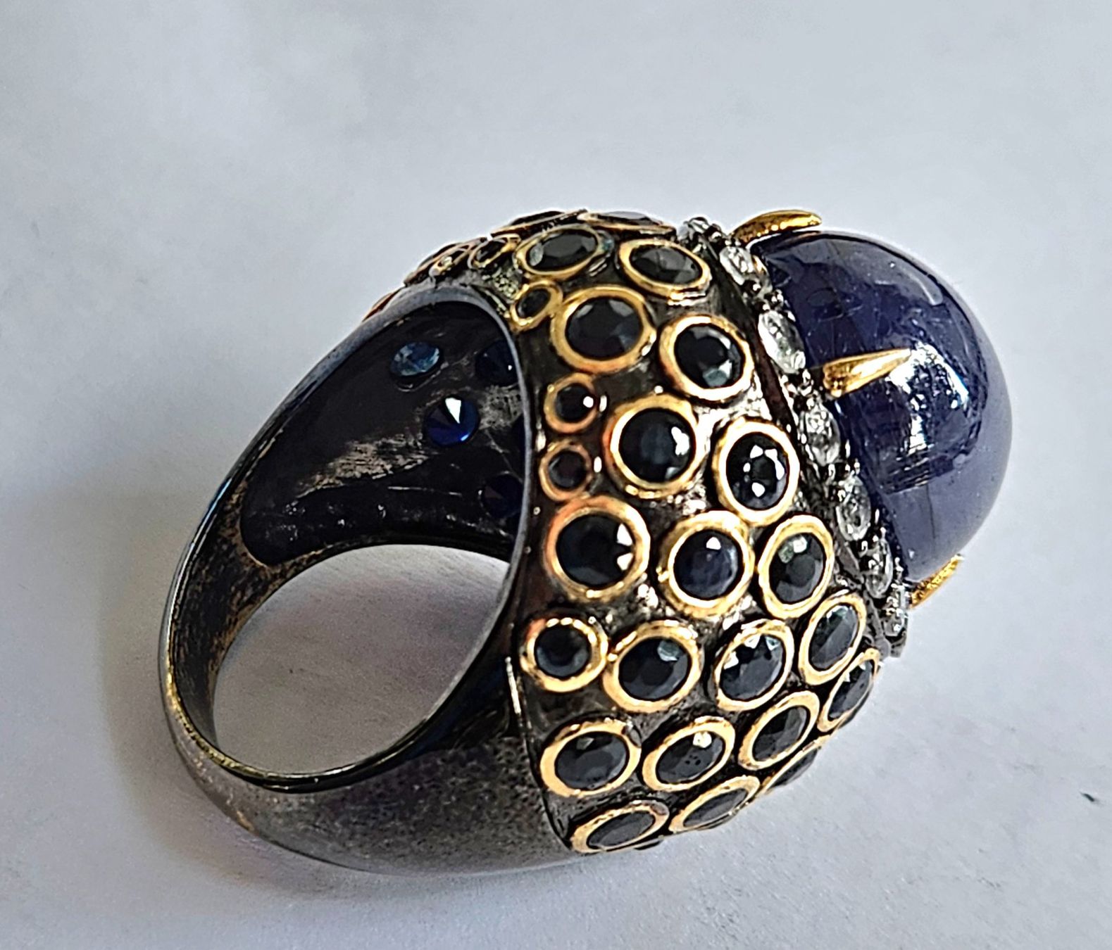 Anelli: Edler Ring mit grossem blauem Sternsafir – Nuovo (secondo la descrizione) da Zürich venduto da Bieter04 3