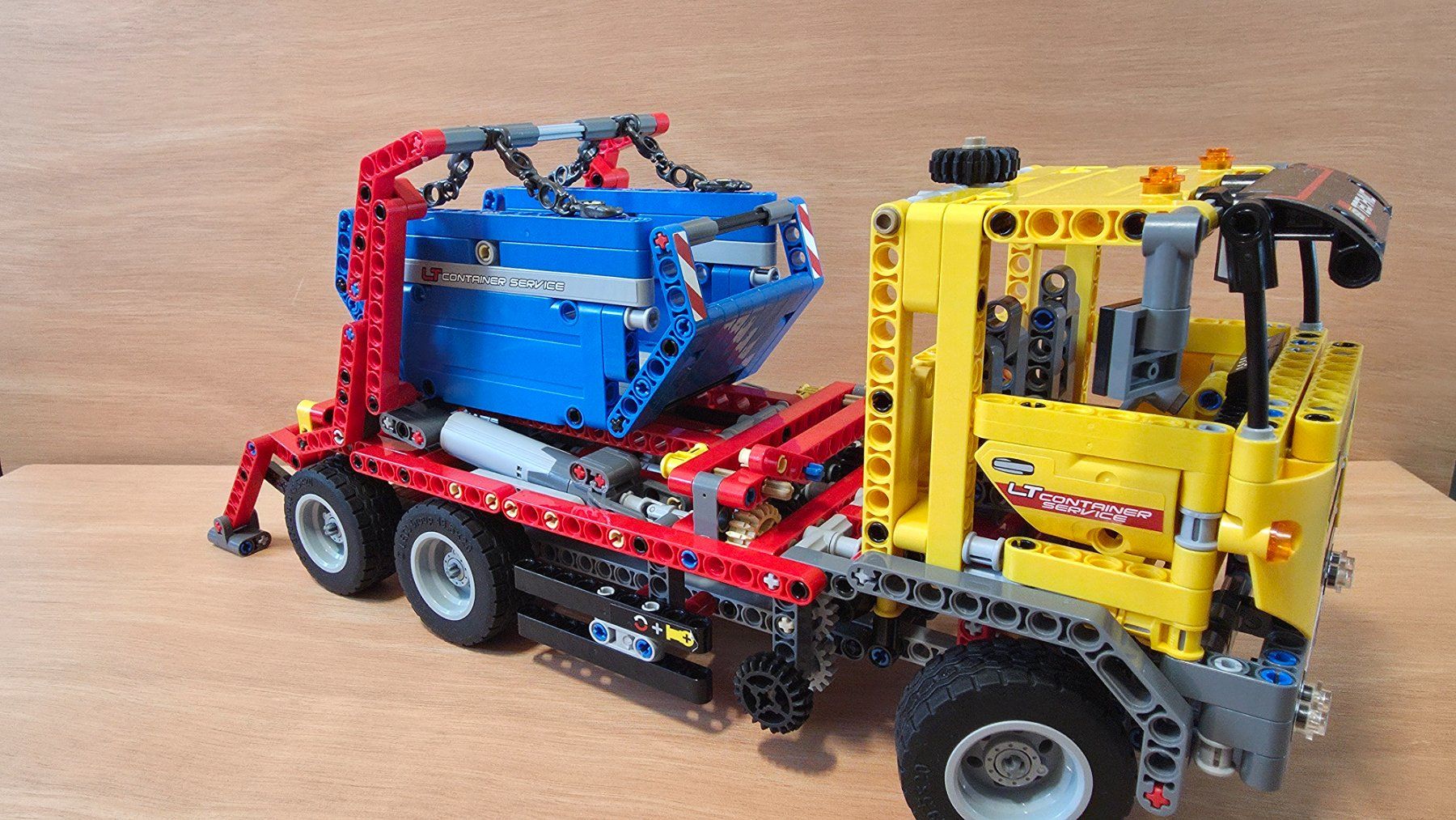 Lego Kit di costruzioni: LEGO Technic 42024 Container-Truck – Usato da Malters venduto da mat_6102 2