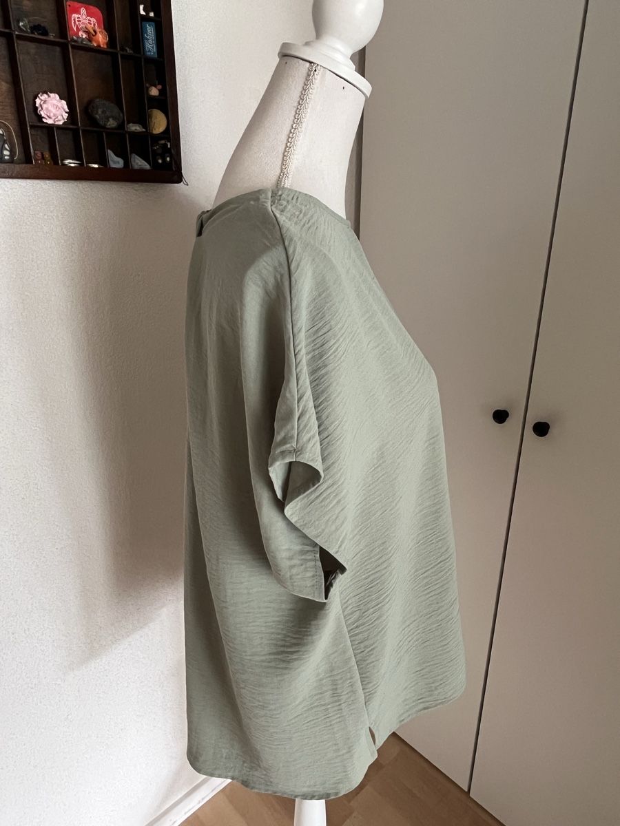 Camicette: Chicoree Oversizebluse Gr. L salbei – Usato da Herrenschwanden venduto da Kamel1 1