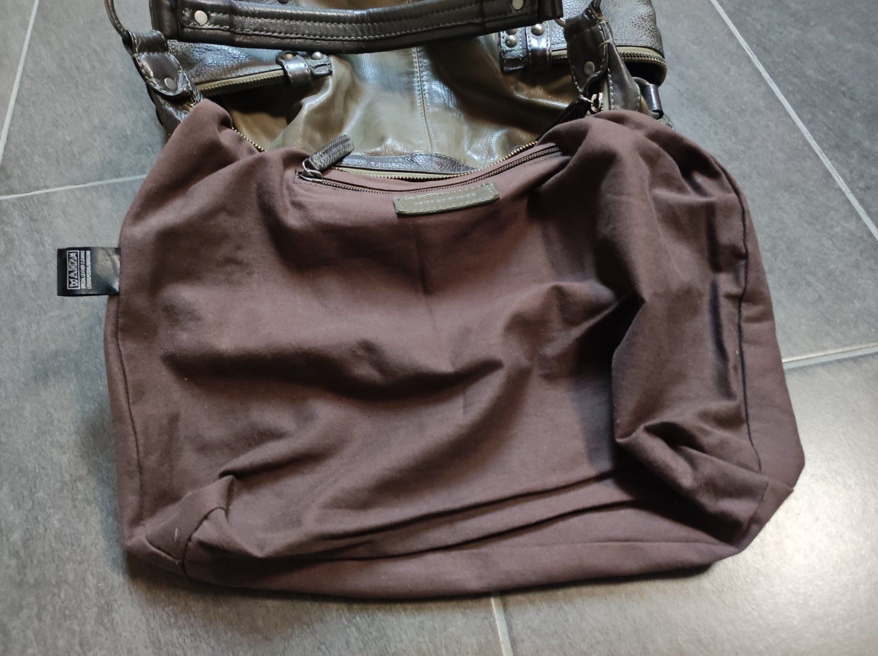 Borse da donna: Fredsburder Tasche / Schultertasche – Usato da Wohlen AG venduto da Tikale 4