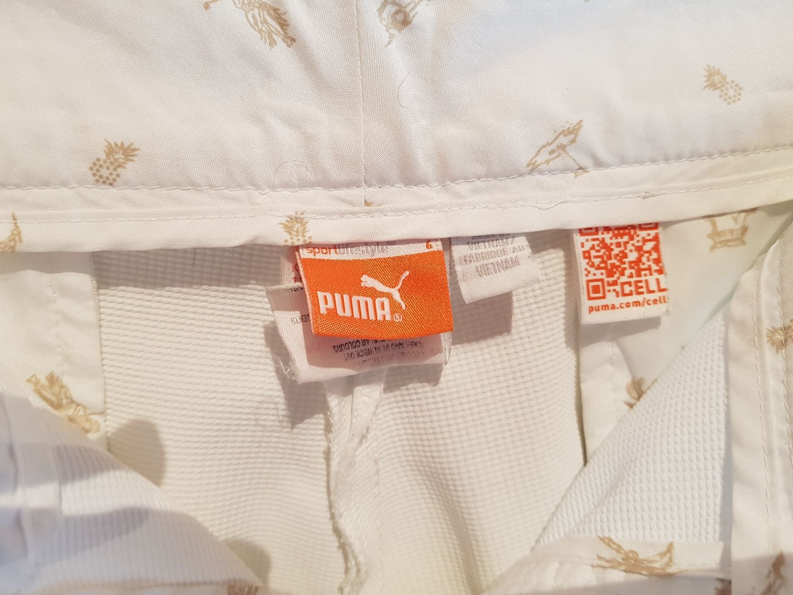 Puma Hosen: PUMA - Shorts blancs de sport - Taille 6 – Neu (gemäss Beschreibung) aus Haute-Nendaz von Violette123 4