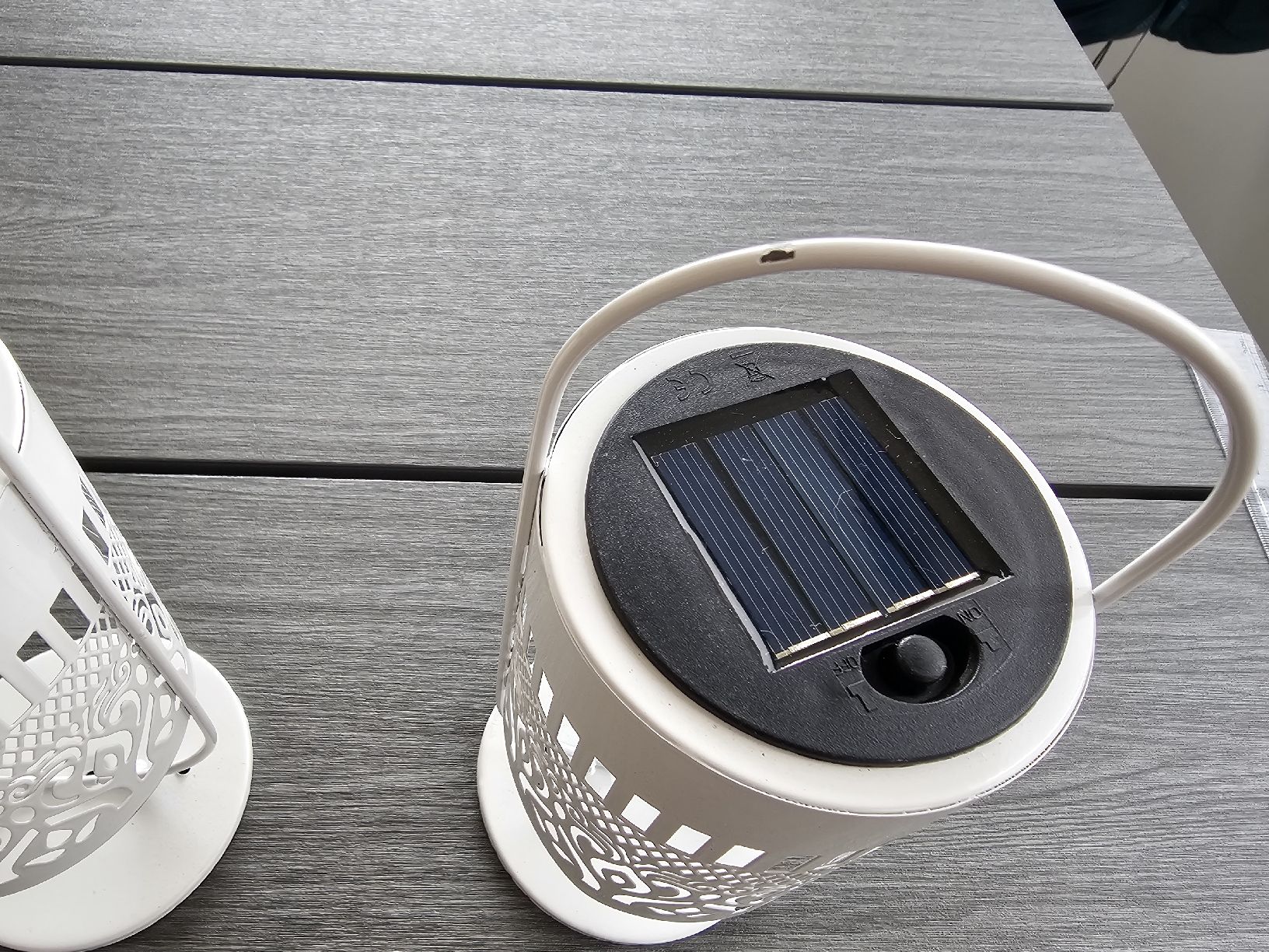 Lampen: 2 kleine Solar Lampen – Neu (gemäss Beschreibung) aus Büttikon AG von PAM120319 3