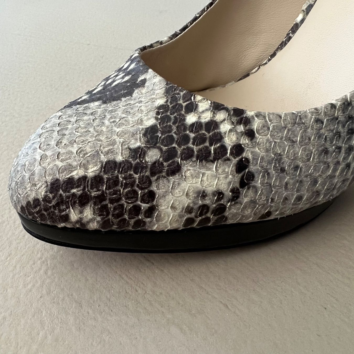 Michael Kors Scarpe da donna: MICHAEL KORS Pumps 🖤 – Usato da Zürich venduto da ClosetQueen 1