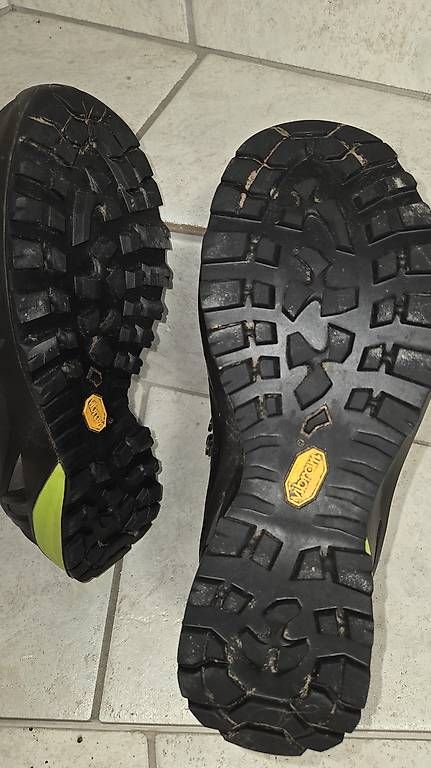 Scarpe da uomo: Scarpa Cyclone GTX Wanderschuhe Gr. 41 – Usato da Frutigen venduto da 100tom 2