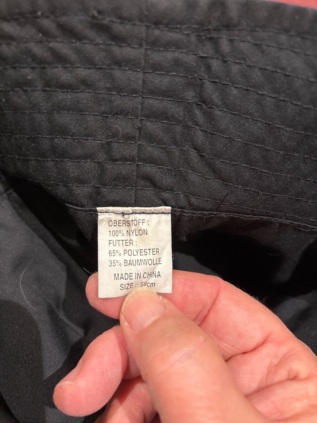 Hüte, Mützen & Caps: Schwarzer Bucket Hat, stylischer Sonnenhut – Gebraucht aus Bülach von Jackybabue 3