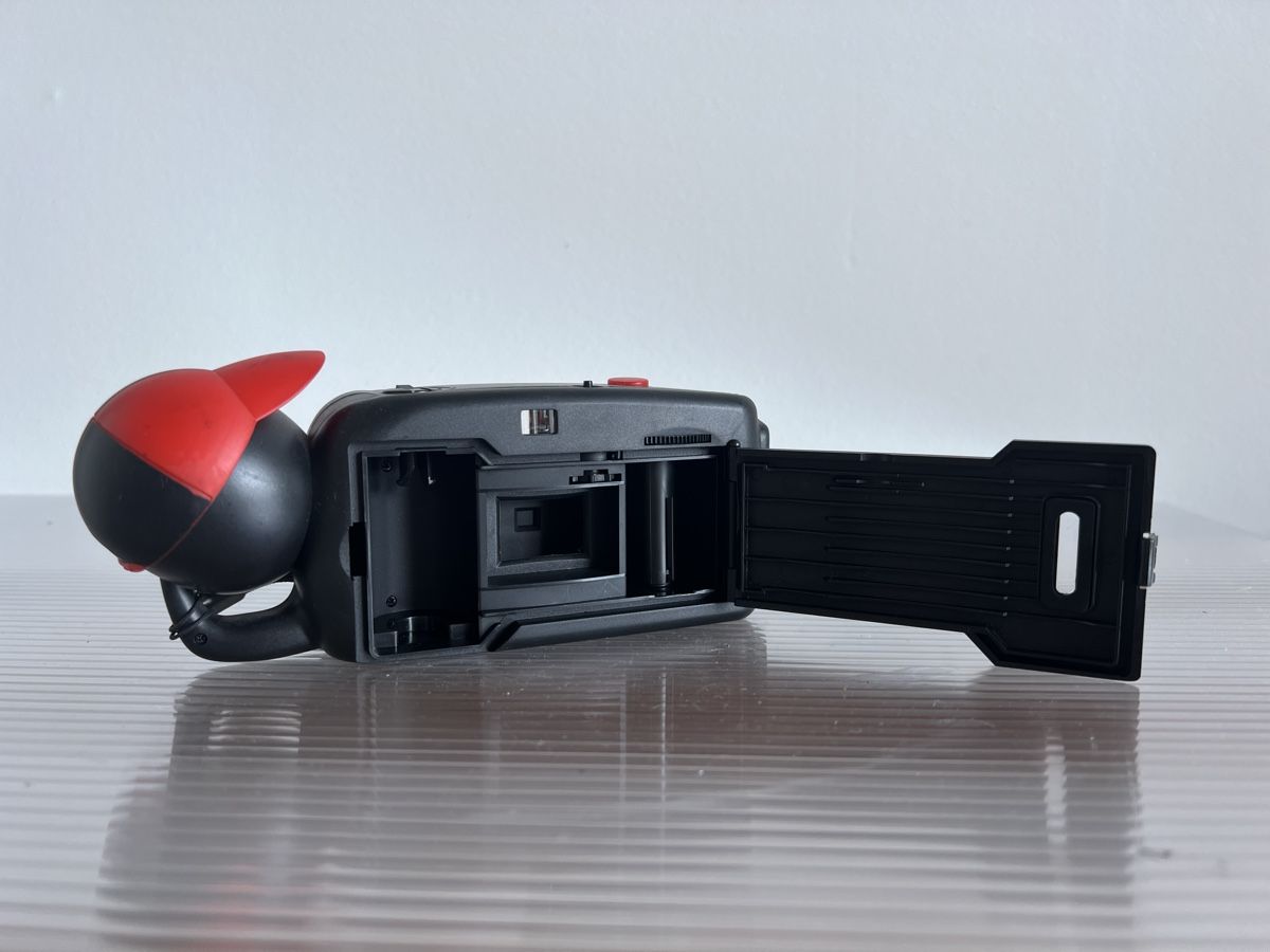 Fotocamera: Pingu Fotokamera analog – Usato da Zürich venduto da mai_p6f5 2