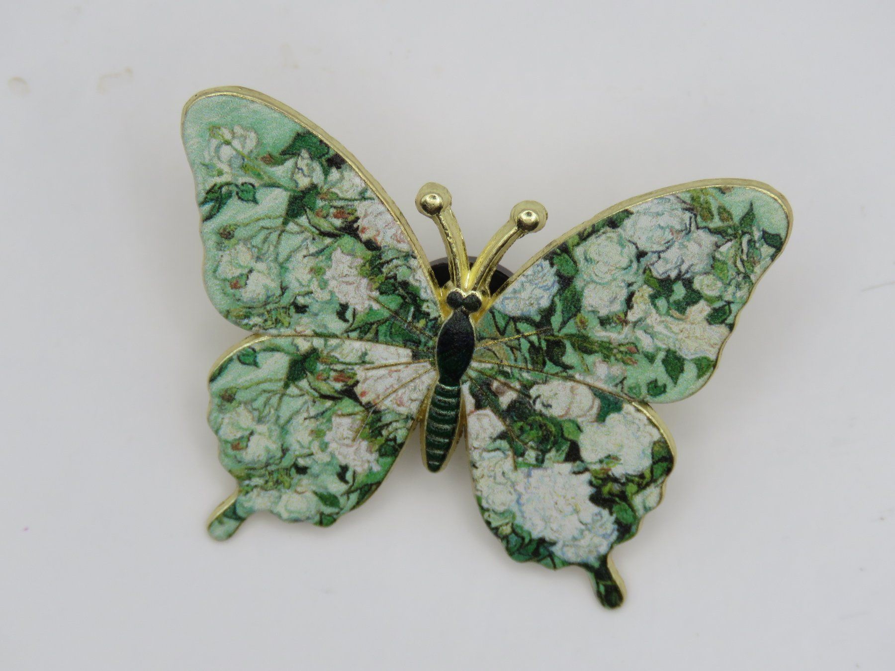Broschen & Nadeln: Schmetterling - Anstecker Pin - Blumenmuster - 4x3,2cm – Neu und originalverpackt aus Grenchen von Yamahwildstar16 1