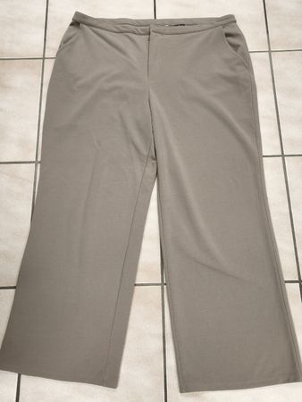 Damen Stoffhose weit geschnitten taupe Grösse 50