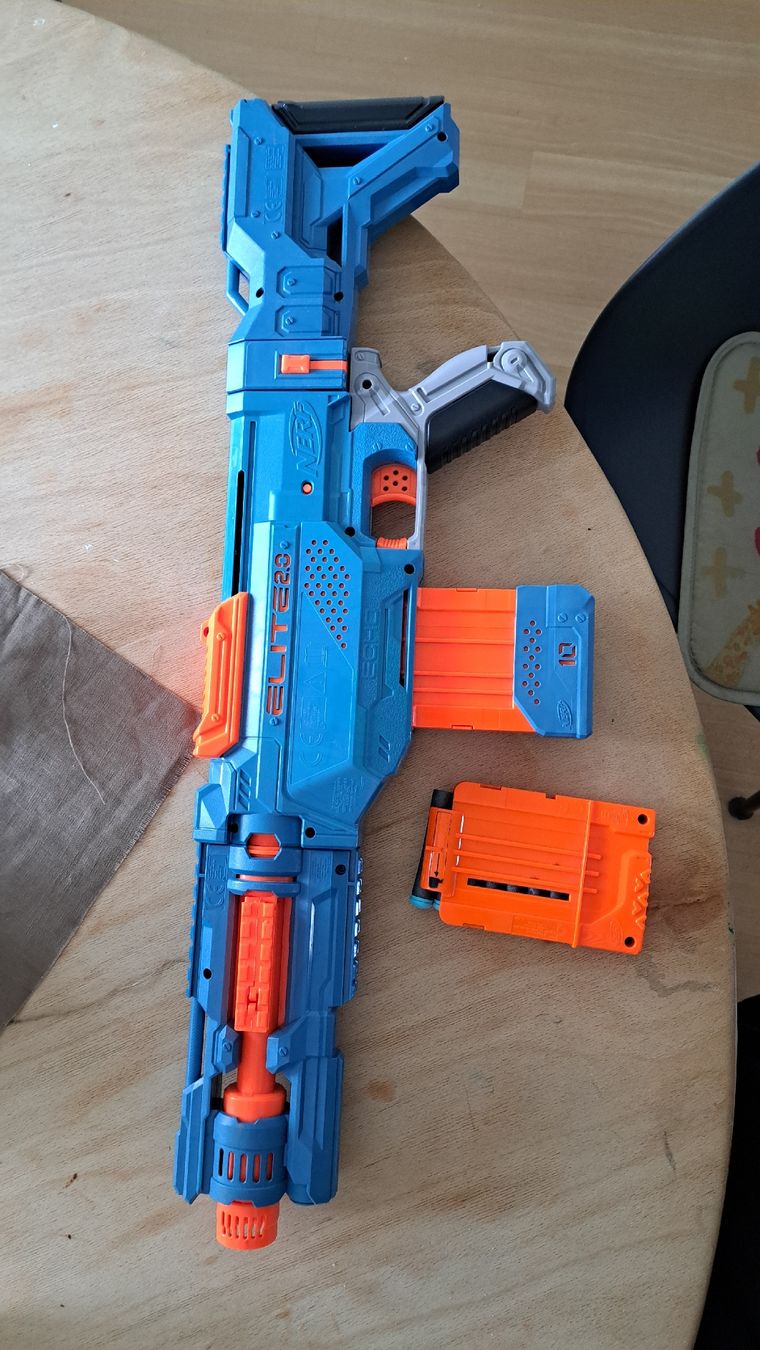 Nerf Jouets: Nerf Elite2.0 – D'occasion à Rapperswil SG par divadei