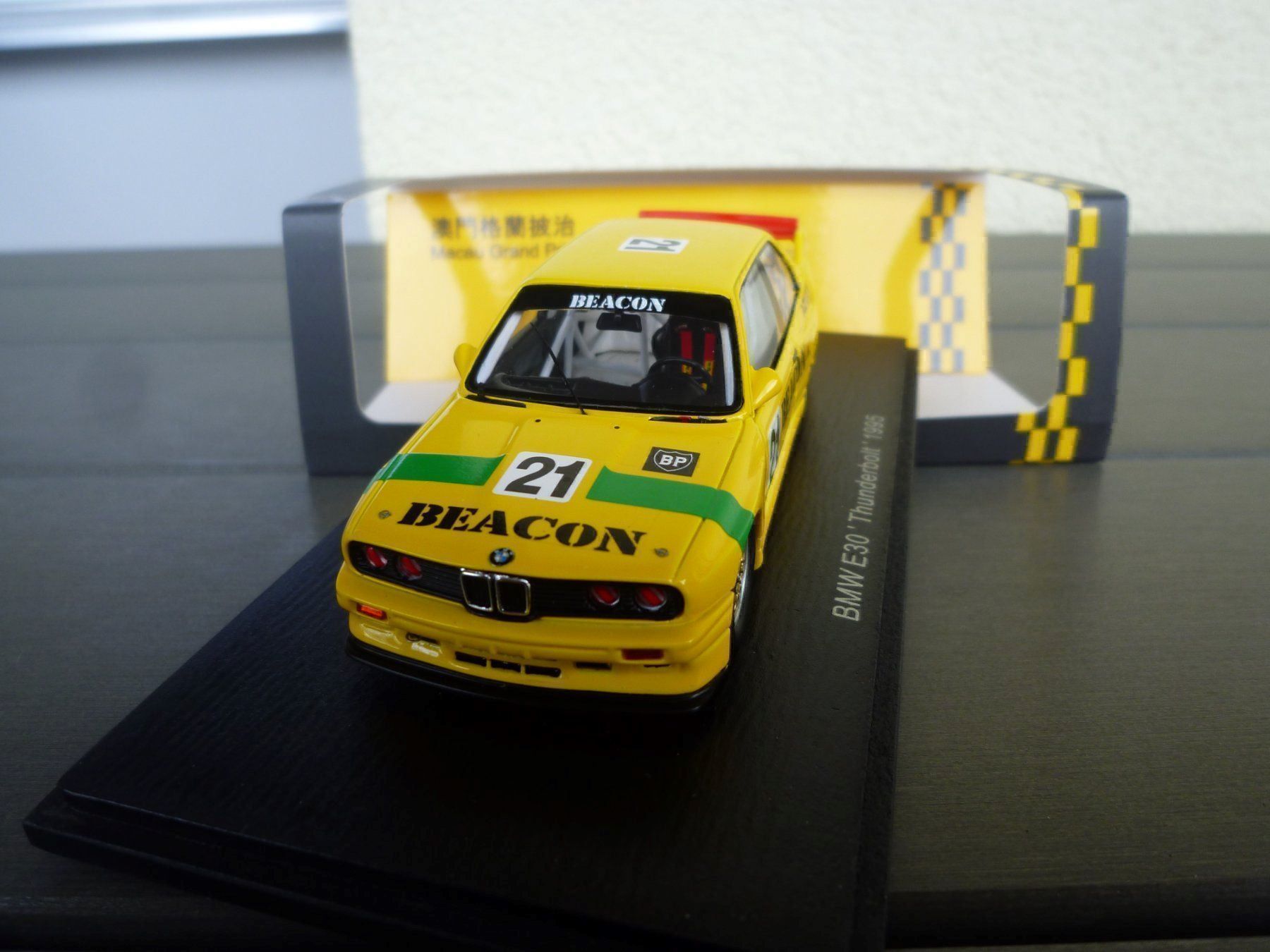 Modellini d'auto: BMW M3 (E30) (Thunderbolt 1995) – Nuovo e nell'imballaggio originale da Flawil venduto da Imperiosud 2