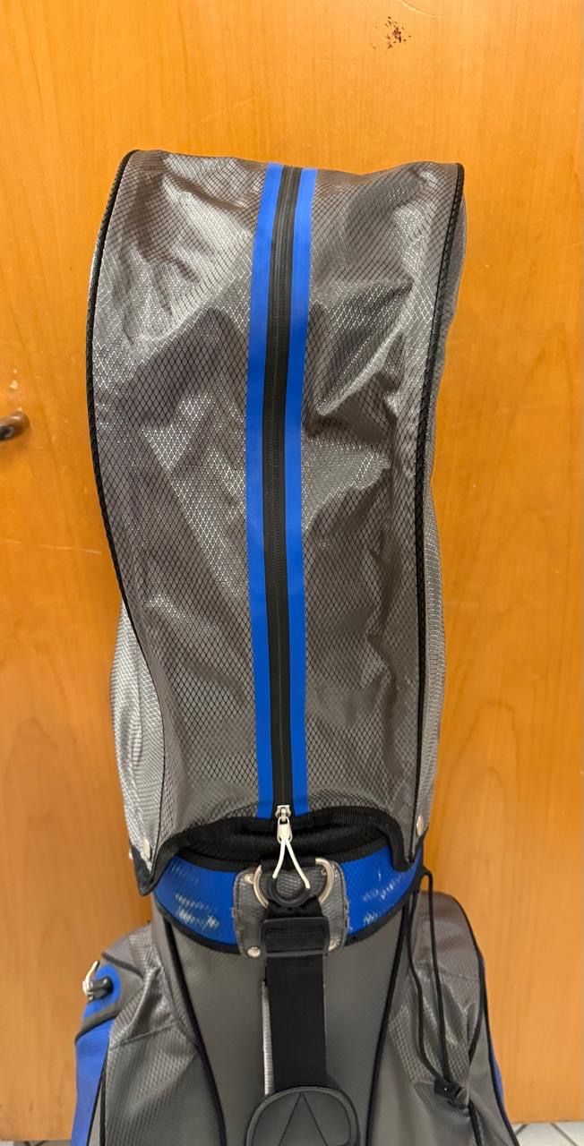 Trolley: Blau - grauer Golfbag – Usato da Schaan venduto da Hermine2018 2