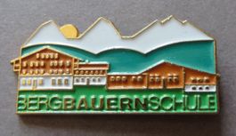 PIN, BERG BAUERN SCHULE